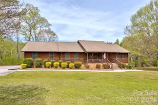 970 Mt Pleasant Rd W, Mount Pleasant, NC 28124 - Photo 1