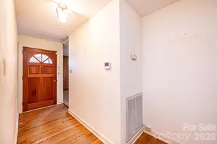 781 23rd Ave NE, Hickory, NC 28601 - Photo 16