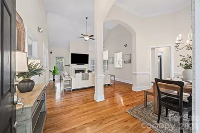 1109 Moray Court, Charlotte, NC 28211 - Photo 4