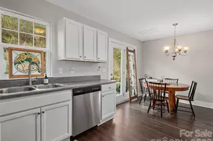 201 Stoney Pt Wy, Candler, NC 28715 - Photo 10