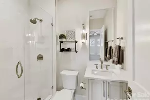 3074 Selwyn Ave, Charlotte, NC 28209 - Photo 6