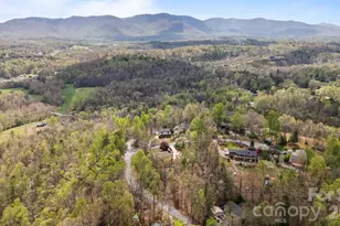 1750 Knollwood Cir, Morganton, NC 28655 - Photo 4