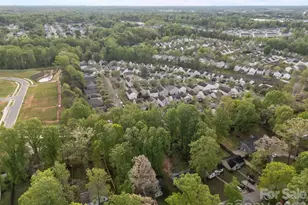 2246 Sunset Blvd, Charlotte, NC 28269 - Photo 32