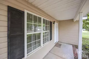 2246 Sunset Blvd, Charlotte, NC 28269 - Photo 6