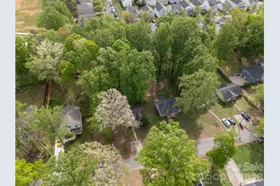 2246 Sunset Boulevard, Charlotte, NC 28269 - Photo 30