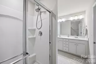 10041 Brittondale Ln, Charlotte, NC 28215 - Photo 10