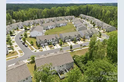 10041 Brittondale Lane, Charlotte, NC 28215 - Photo 36