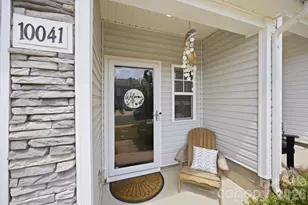 10041 Brittondale Ln, Charlotte, NC 28215 - Photo 32