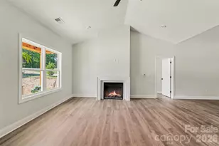 1452 Robinwood Rd, Gastonia, NC 28054 - Photo 2