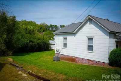 102 6th Em Street, Marion, NC 28752 - Photo 16