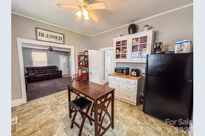 102 6th Em Street, Marion, NC 28752 - Photo 4