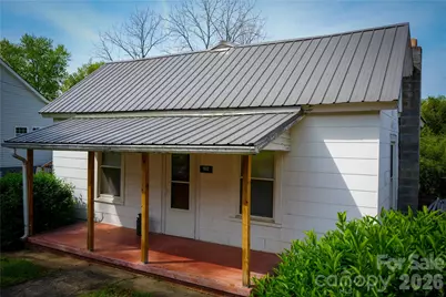 102 6th Em Street, Marion, NC 28752 - Photo 2