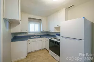 829 4th Ave SW, Hickory, NC 28602 - Photo 6