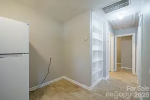 829 4th Ave SW, Hickory, NC 28602 - Photo 10