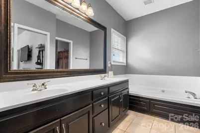 4525 18th Street Lane NE, Hickory, NC 28601 - Photo 14