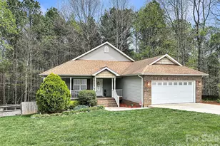 5106 Hanging Rock Ct, Hickory, NC 28601 - Photo 42