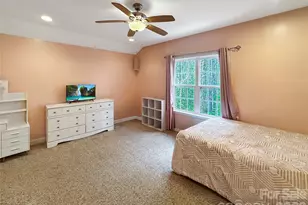 5106 Hanging Rock Ct, Hickory, NC 28601 - Photo 16