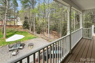 5106 Hanging Rock Ct, Hickory, NC 28601 - Photo 6