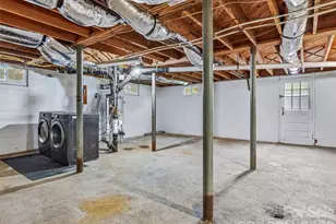 274 Old Haw Creek Rd, Asheville, NC 28805 - Photo 20