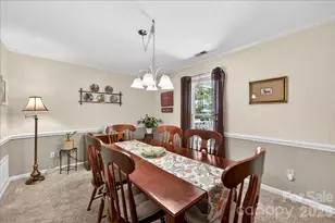 2534 Clearkirk Ct, Matthews, NC 28105 - Photo 16