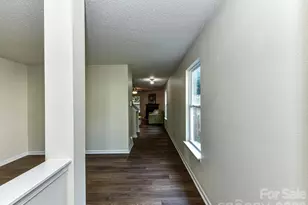7144 Sycamore Grove Ct, Charlotte, NC 28227 - Photo 4