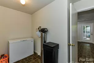 7144 Sycamore Grove Ct, Charlotte, NC 28227 - Photo 18