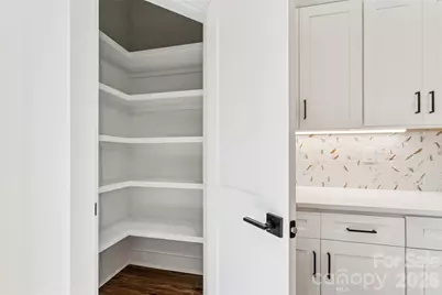 426 E 19th Street, Charlotte, NC 28206 - Photo 10