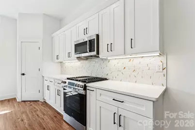 426 E 19th Street, Charlotte, NC 28206 - Photo 8