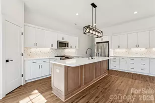 426 E 19th St, Charlotte, NC 28206 - Photo 6