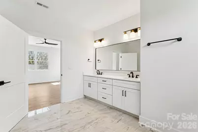 426 E 19th Street, Charlotte, NC 28206 - Photo 18