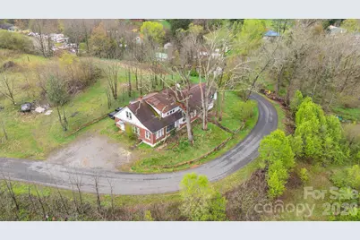 618 Beaverdam Street, Canton, NC 28716 - Photo 8