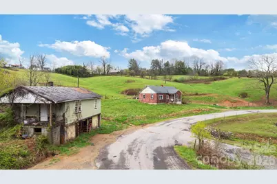 618 Beaverdam Street, Canton, NC 28716 - Photo 16