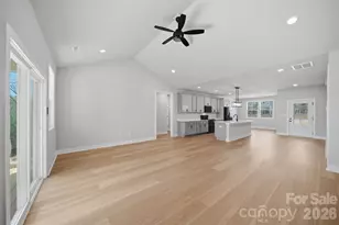 2422 Kimberly Ave, Morganton, NC 28655 - Photo 8