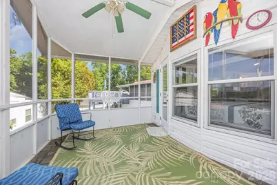 125 Maple Street, New London, NC 28127 - Photo 14