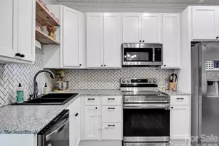 208 Hough St, Monroe, NC 28112 - Photo 12