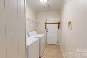 510 Phillips St, Fairmont, NC 28340 - Photo 20