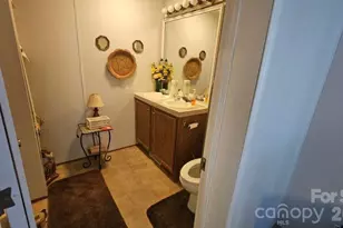 510 Phillips St, Fairmont, NC 28340 - Photo 26