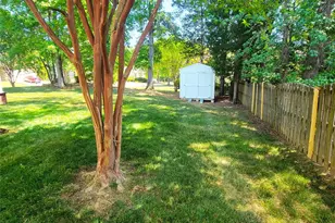 9310 Autumn Applause Dr, Charlotte, NC 28277 - Photo 46