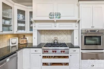 378 Collinsville Road, Columbus, NC 28722 - Photo 10