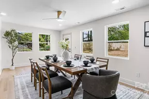 7234 Rollingridge Dr, Charlotte, NC 28211 - Photo 16