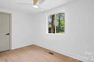 7234 Rollingridge Dr, Charlotte, NC 28211 - Photo 20