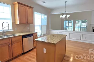 12051 Dunipace Ct, Fort Mill, SC 29707 - Photo 4