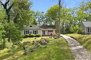 2516 Turnberry Ln, Charlotte, NC 28210 - Photo 1