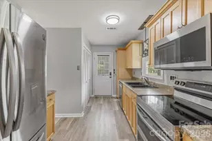 2516 Turnberry Ln, Charlotte, NC 28210 - Photo 10