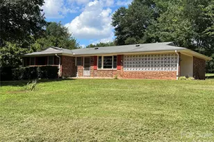 649 Pine Street Ext, Forest City, NC 28043 - Photo 2