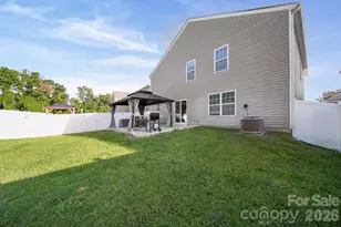 2130 Eastway Dr, Dallas, NC 28034 - Photo 38