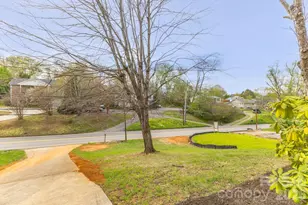 147 Elkwood Rd, Asheville, NC 28804 - Photo 32