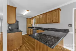 147 Elkwood Rd, Asheville, NC 28804 - Photo 6