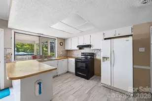 1820 Springsteen Rd, Rock Hill, SC 29730 - Photo 6