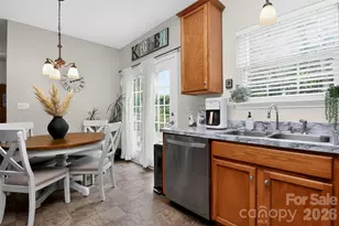 1427 Hollythorn Dr, Rock Hill, SC 29732 - Photo 12